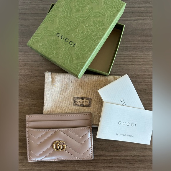 Gucci Cardholder - Picture 2 of 9